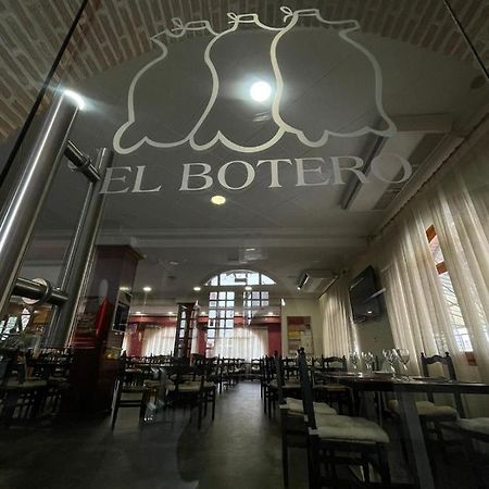 Hostal El Botero Monreal del Campo Εξωτερικό φωτογραφία